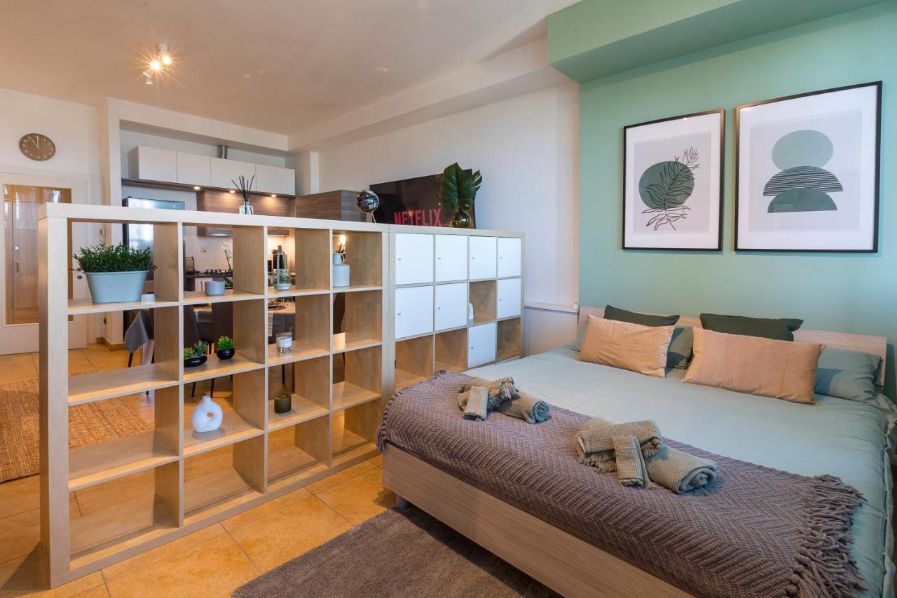 Cavour Elegante Loft In Centro Apartment Мачерата Екстериор снимка